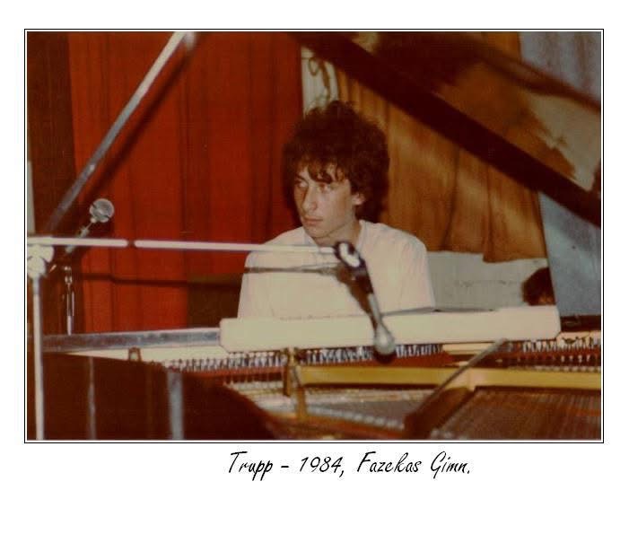 Grego at the grand piano, Fazekas Gimnázium, 1984